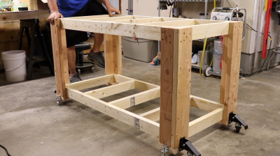 Assembly/Outfeed Table - The Average Craftsman