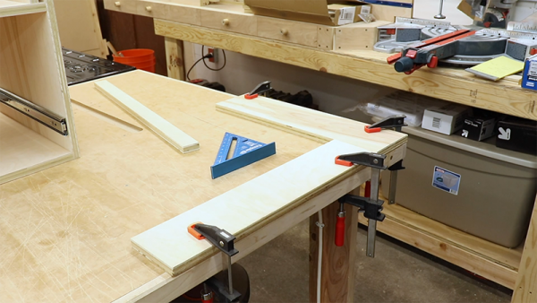 How to Build a Router Table Cabinet - The Average Craftsman