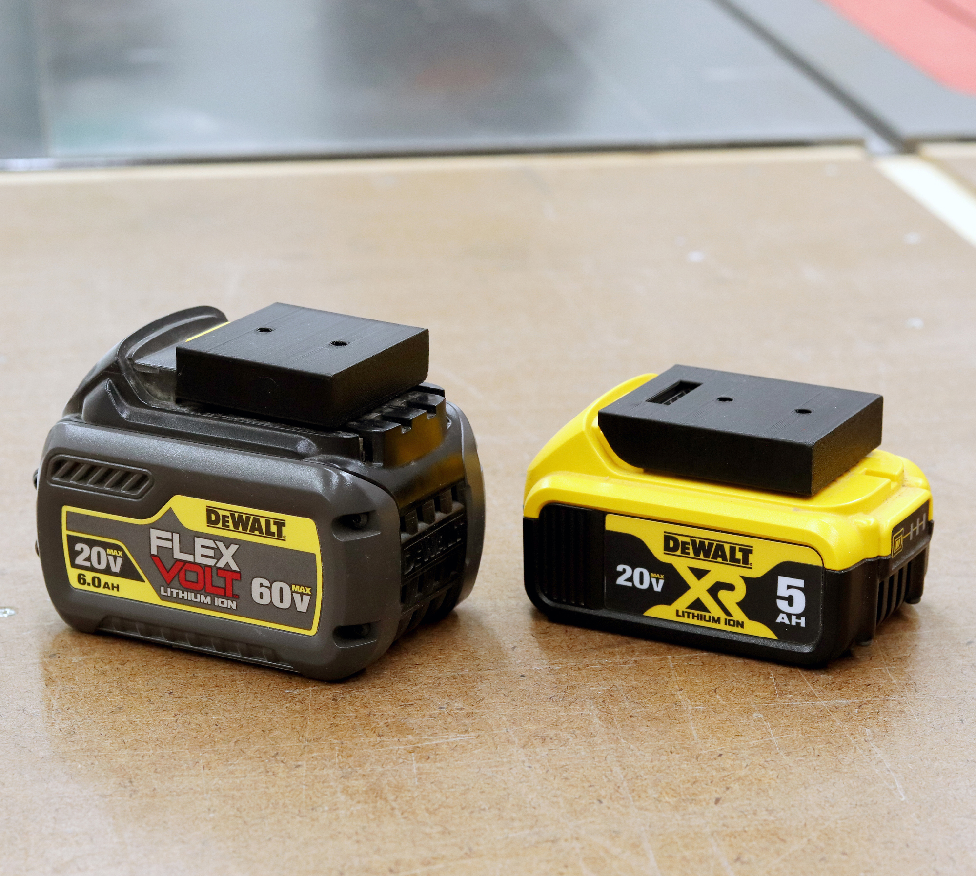 Battery size compatibility chart for DeWalt 20V/60V FlexVolt battery holders
